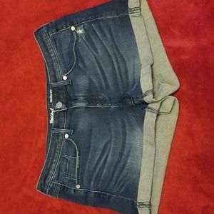 Mossimo denim shorts size 6